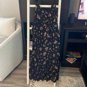 Flowy floral boho maxi dress